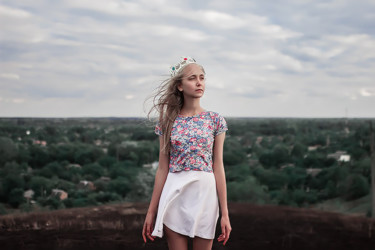 Фотография под названием "Young Queen" - Alex Grear, Подлинное произведение искусства, Цифровая фотография