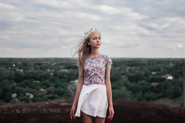 Young Queen Photographie intitulée "Young Queen" par Alex Grear, Œuvre d'art originale, Photographie numérique