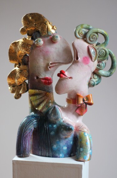 Скульптура под названием "Zimowe całowanie" - Alex Johanson, Подлинное произведение искусства, Глина