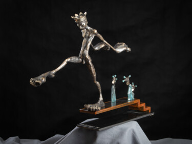 Skulptur mit dem Titel "König der Narren" von Alfred Eberharter, Original-Kunstwerk, Bronze