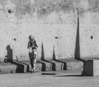 Photographie intitulée "Morocco, shadows" par Alfredo Machado Zingg, Œuvre d'art originale, Photographie numérique