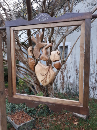 Sculpture intitulée "Anatmomie : Le Coeur" par Alheo, Œuvre d'art originale, Métaux