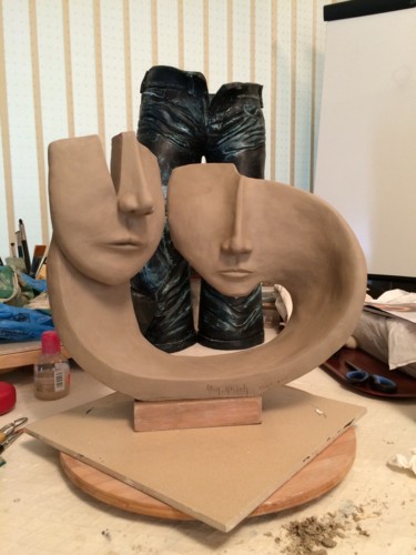 Sculpture intitulée "masque" par Alia Attieh, Œuvre d'art originale