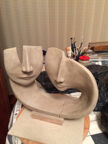 Sculpture intitulée "Masque" par Alia Attieh, Œuvre d'art originale, Argile