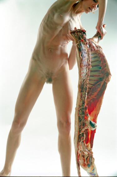 Fotografie mit dem Titel "Swing Back Bones" von Alice Odilon, Original-Kunstwerk, Analog Fotografie