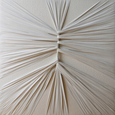 Scultura intitolato "THE WHITE BUTTERFLY" da Alla Grande, Opera d'arte originale, Tessuto