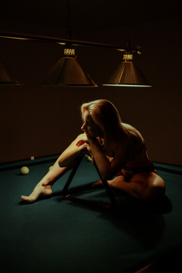 Fotografia intitolato "Billiard table" da Alla Toporskaya, Opera d'arte originale, Fotografia digitale