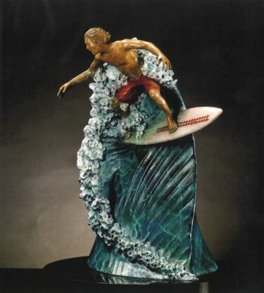Sculpture intitulée "Surfing Chocks" par Allen Auwae, Œuvre d'art originale, Bronze