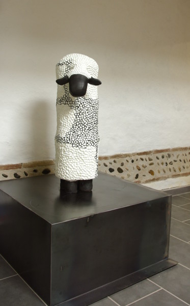 Sculpture intitulée "Le grand bon mouton" par Alice Marie, Œuvre d'art originale