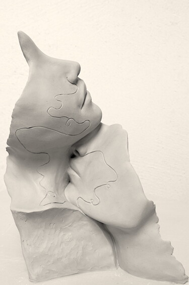 Sculpture intitulée "Le baiser" par Alice Marie, Œuvre d'art originale, Terre cuite