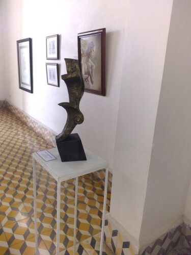 Γλυπτική με τίτλο "Equilibrio" από Alvaro Hernadez Reyes, Αυθεντικά έργα τέχνης, Ξύλο
