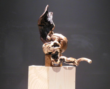 Sculpture intitulée "Assise" par Anne Marie O'Donovan, Œuvre d'art originale