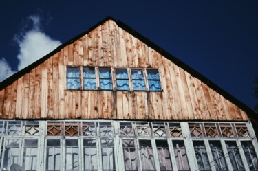 Photographie intitulée "House" par Ana Abashidze, Œuvre d'art originale, Photographie numérique