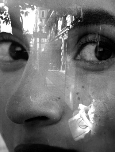 Photographie intitulée "Regarde-moi (2)" par Anne-Marie Bertin, Œuvre d'art originale, Photographie numérique