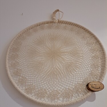 Textielkunst getiteld "Mandala Outono" door Ana Lacerda, Origineel Kunstwerk, Draad