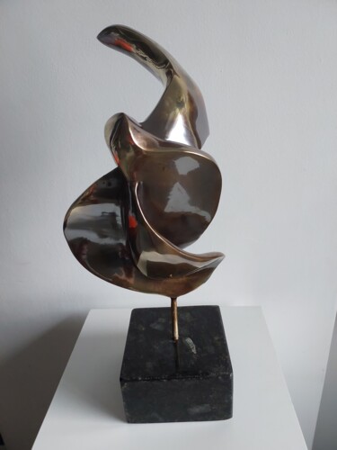 Sculpture intitulée "Libertária" par Anamaria Vieira, Œuvre d'art originale, Bronze