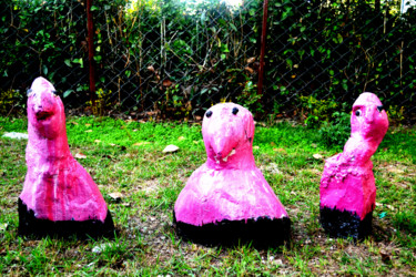 Скульптура под названием "HAPPY BIRDS" - Anandswaroop Manchiraju, Подлинное произведение искусства, Камень