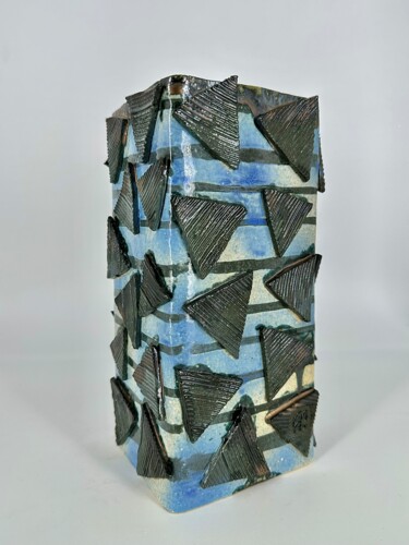 Sculpture titled "Nachos" by Anastasia Morozova, Original Artwork, Ceramics