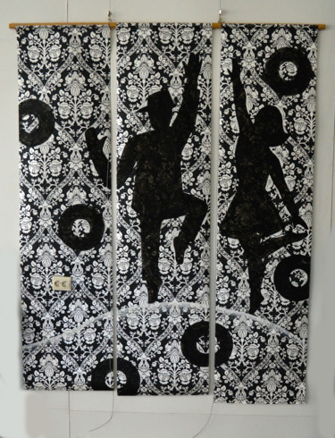 Инсталляция под названием "Вiнiлавыя шпалеры" - Anastasiya Balysh, Подлинное произведение искусства