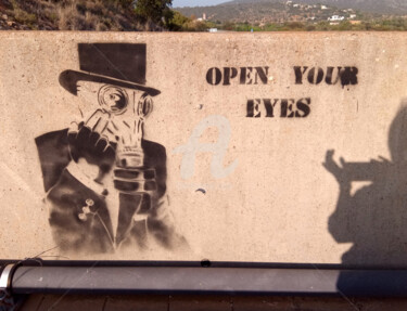 Pintura titulada "Open your eyes" por Ana Valentim, Obra de arte original, Estarcido