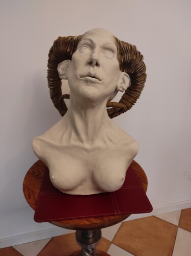 雕塑 标题为“Titania” 由Andimar, 原创艺术品, 粘土