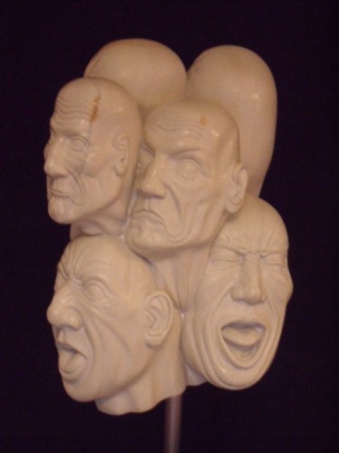 Sculpture intitulée "8 Köpfe ( linke Sei…" par Andimar, Œuvre d'art originale