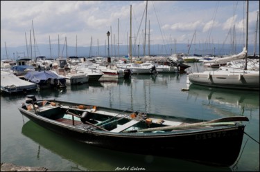 Photographie intitulée "Port d'Yvoire / Lac…" par André Galvan, Œuvre d'art originale