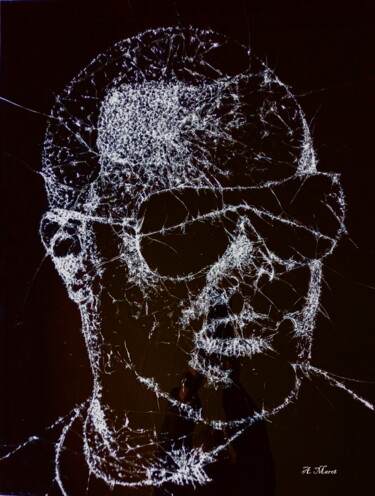 Sculpture titled "Maître Gims" by André Marot, Original Artwork, Glass Mounted on Wood Panel