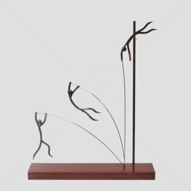 Скульптура под названием "Acrobatie _ Saut à…" - André Michel, Подлинное произведение искусства, Металлы
