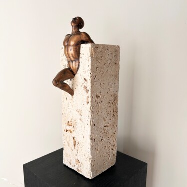 Skulptur mit dem Titel "ESCAPE" von Andrea Giorgi, Original-Kunstwerk, Bronze