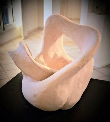 Скульптура под названием "Être" - Andrea Luna (Lunarte), Подлинное произведение искусства, Керамика