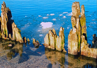 Fotografia intitulada "Весеннее море" por Andrey Petrosyan, Obras de arte originais, Fotografia de filme