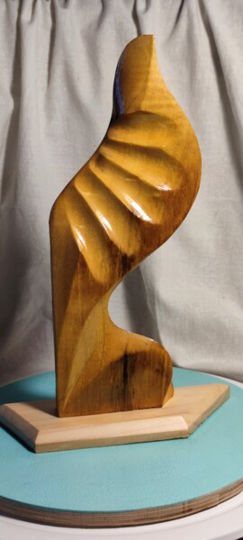 Skulptur mit dem Titel "Pigeon" von Andrei Latyshev, Original-Kunstwerk, Holz