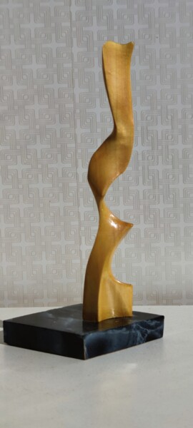 Sculpture titled "Winglet" by Andrei Latyshev, Original Artwork, Wood