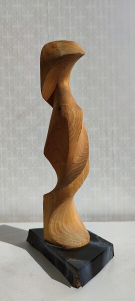 Sculpture intitulée "Stork" par Andrei Latyshev, Œuvre d'art originale, Bois