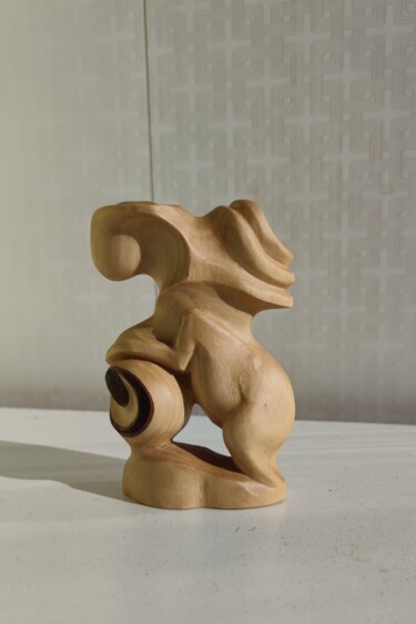 Skulptur mit dem Titel "Praying Mantis" von Andrei Latyshev, Original-Kunstwerk, Holz