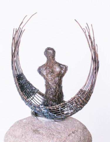 Скульптура под названием "Along the River" - Andrew Schneider, Подлинное произведение искусства, проволочный
