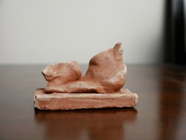 Sculptuur getiteld "Study of a Lying Fi…" door Andrew Gangan, Origineel Kunstwerk, Terra cotta