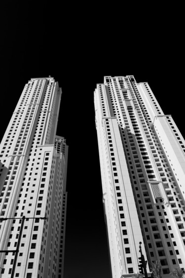 Fotografie getiteld "Into the Sky Dubai" door Andy Ridder, Origineel Kunstwerk, Digitale fotografie Gemonteerd op Aluminium