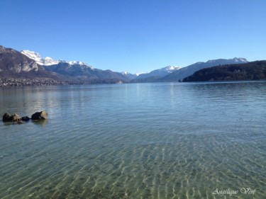 Photographie intitulée "Lac d'Annecy" par Véré Angélique, Œuvre d'art originale, Photographie numérique