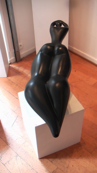 Skulptur mit dem Titel "La naïade II '" von Philippe Jamin, Original-Kunstwerk, Harz