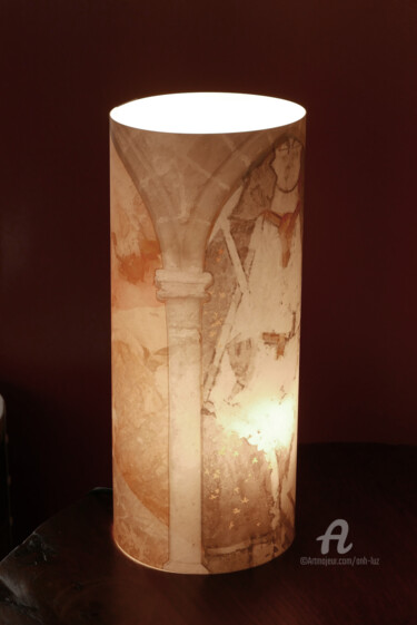 Diseño titulada "Lampe Flower Power" por Anh Luz, Obra de arte original, Luminaria