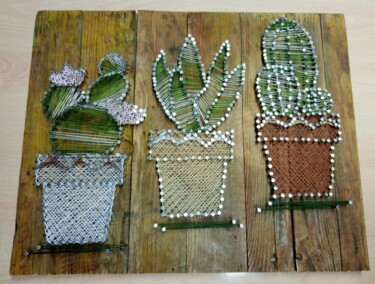 제목이 "tre vasi cactus"인 섬유 예술 Anna Belmonte로, 원작, 스트링 아트