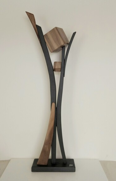 Skulptur mit dem Titel "Cubismo di noce-4" von Anna Beltrame A＋D Art, Original-Kunstwerk, Holz