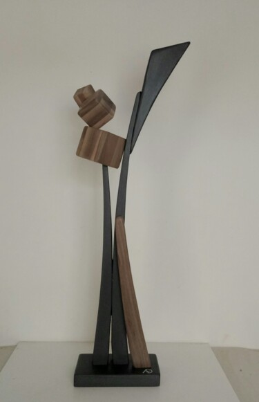 Sculptuur getiteld "Cubismo di noce-7" door Anna Beltrame A＋D Art, Origineel Kunstwerk, Hout