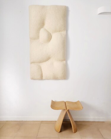 纺织艺术 标题为“Relief” 由Anna Carmona, 原创艺术品, 纺织纤维 安装在木板上