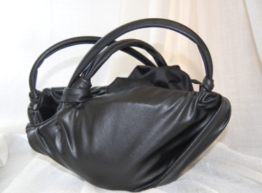 ALIMEDE Design intitulée "ALIMEDE" par Anna Vigliarolo, Œuvre d'art originale, Accessoires