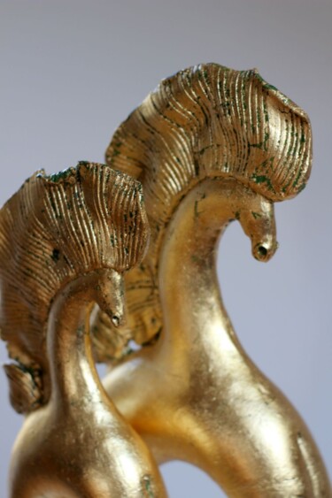 Скульптура под названием "Złote konie" - Annaart, Подлинное произведение искусства, Керамика