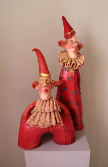 Scultura intitolato "Red friends" da Annaart, Opera d'arte originale, Ceramica