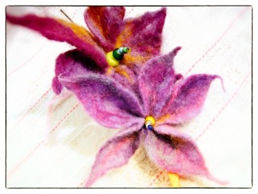 Artcraft titled "flowers two" by Anni Boreiko, Original Artwork